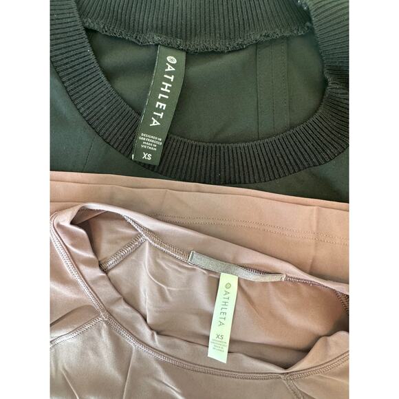 Lot of TWO: Women’s Athleta Sleeveless & Short-Sleeve Shirts, XS - Picture 6 of 6